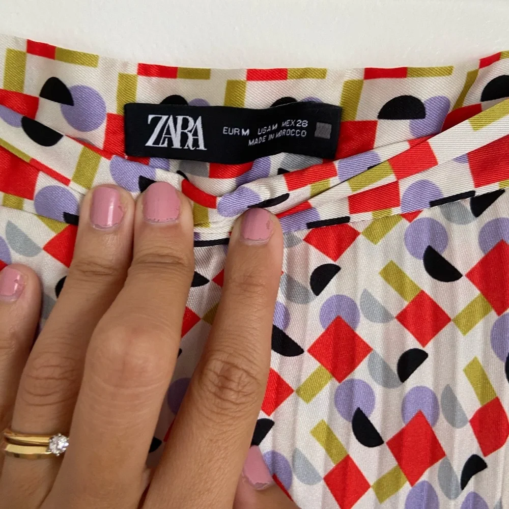 Zara geometric multicolored print skirt Size M - Picture 5 of 5